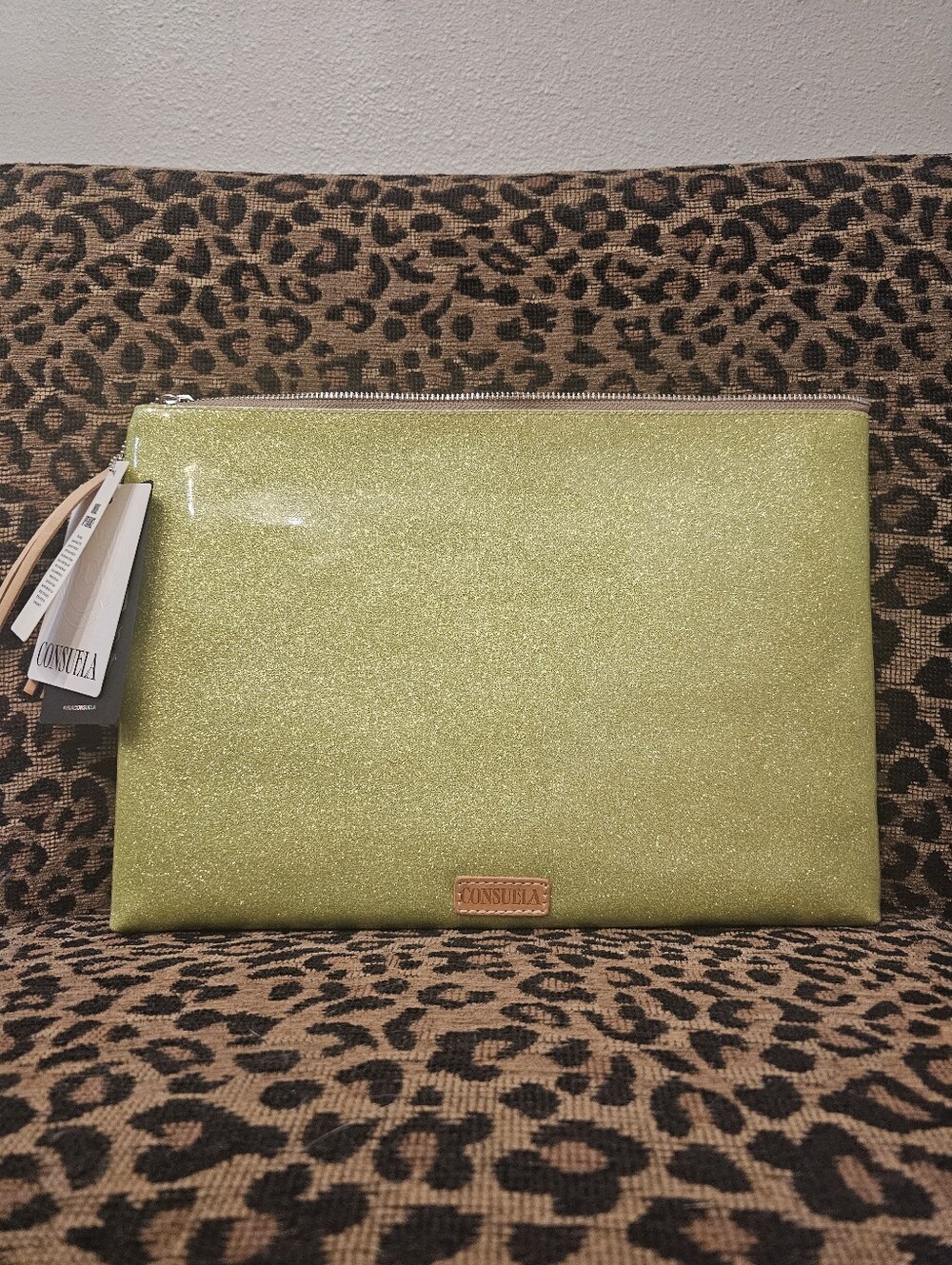 Consuela Take Me Out Clutch-NWT Embellished Floral Glitter Clutch - Lime Green - Picture 3 of 4